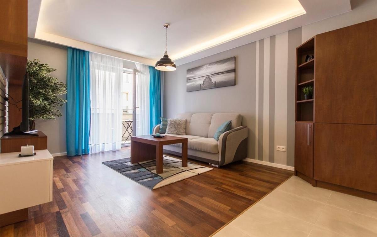 River Boulevards Apartment كراكوفيا المظهر الخارجي الصورة