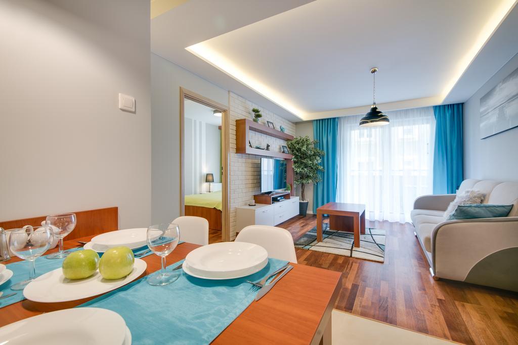 River Boulevards Apartment كراكوفيا المظهر الخارجي الصورة