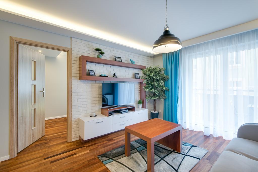 River Boulevards Apartment كراكوفيا المظهر الخارجي الصورة