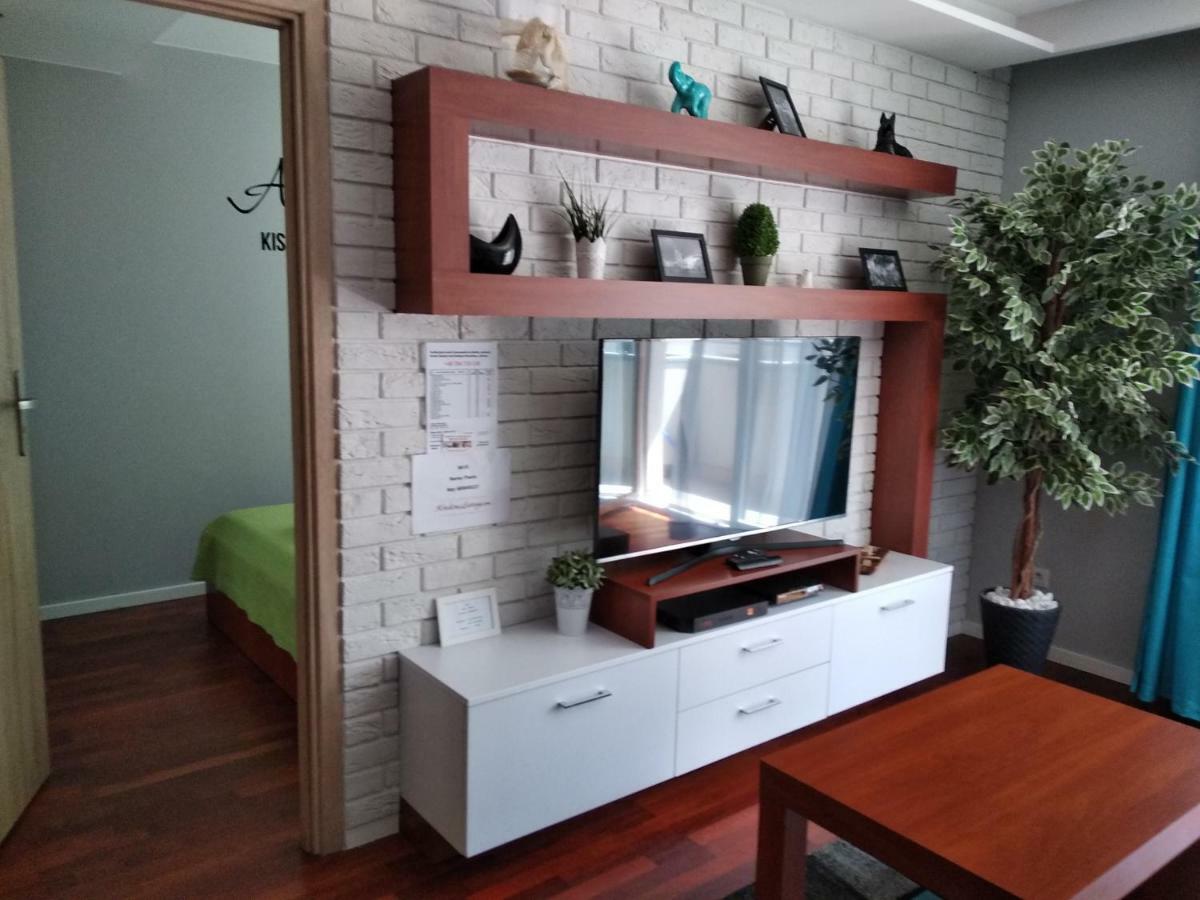 River Boulevards Apartment كراكوفيا المظهر الخارجي الصورة